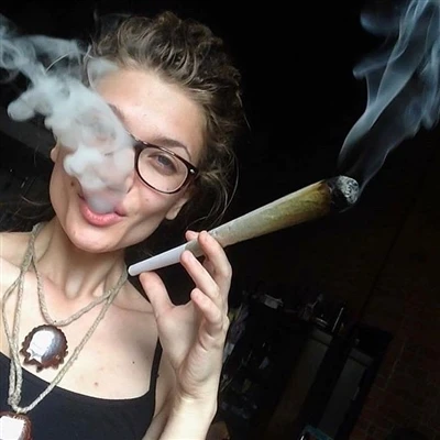 Cannabis Preroll: Gid endistri pou manifaktirè yo ak détaillants (2025)